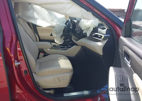 2024 Toyota Highlander Le/Xle/Xse/Limited/Platinum z USA, uszkodzony, nr VIN 5TDKDRBH3RS567947